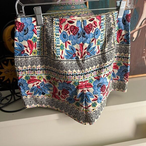 Flying Tomato Anthropologie Boho Multicolor Floral High Waist Women's Shorts M - Picture 6 of 16